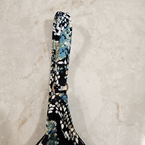 NWT Shade & Shore Blue Snake Print Bikini Top Size Medium - Picture 7 of 8